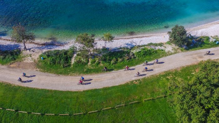 Rovinj: Weekend Bike & Gourmet Tour
